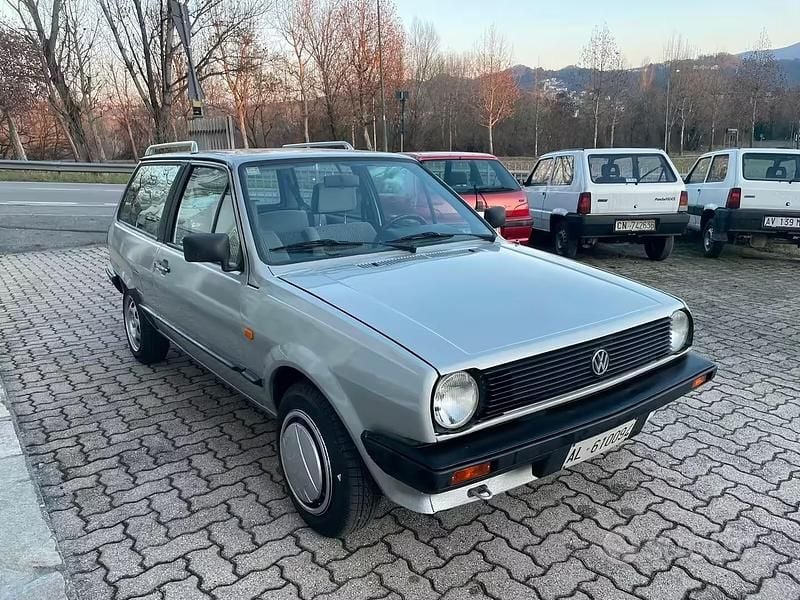 Usata VW Polo 44 CV (32 kW) 1988 Grigio Utilitaria