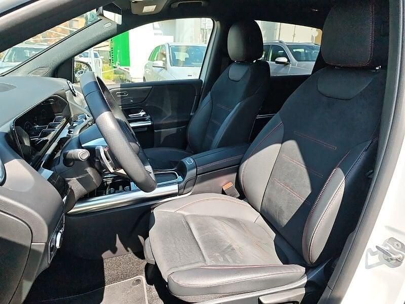 Usata Mercedes B180 AMG line 116 CV (85 kW) 2024 Bianco Utilitaria
