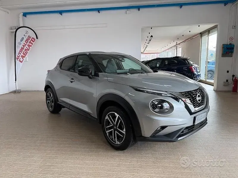 Usata Nissan Juke N-Connecta 114 CV (83 kW) 2025 Grigio SUV