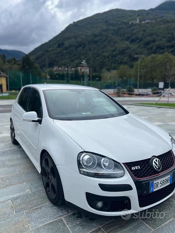 Usata VW Golf VI 200 CV (147 kW) 2008 Bianco Utilitaria