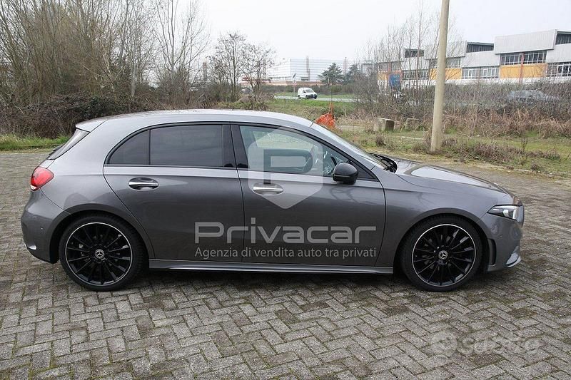 Usata Mercedes A180 Premium 116 CV (85 kW) 2020 Grigio Utilitaria