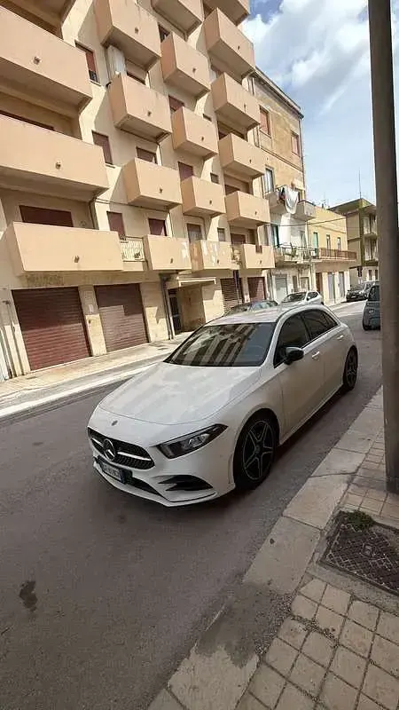 Usata Mercedes A200 Premium 163 CV (119 kW) 2020 Nero Berlina