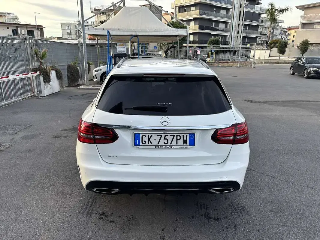 Usata Mercedes C220 Premium 194 CV (142 kW) 2021 Bianco Station wagon