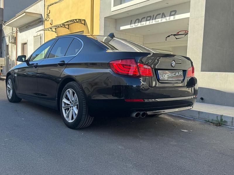 Usata BMW 520 184 CV (135 kW) 2012 Nero Berlina