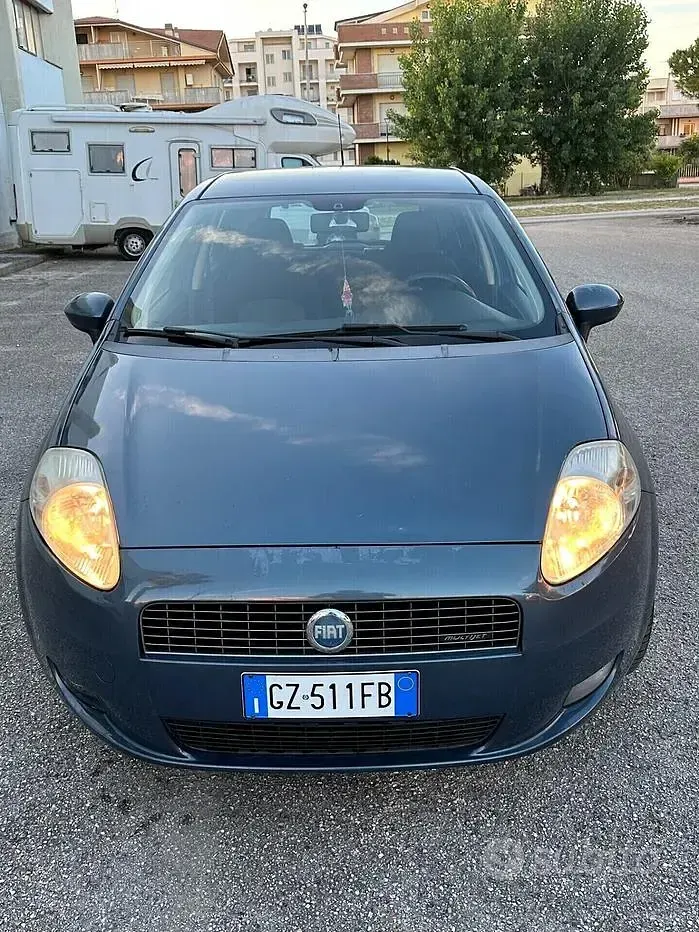 Usata Fiat Grande Punto 75 CV (55 kW) 2007 Blu Utilitaria