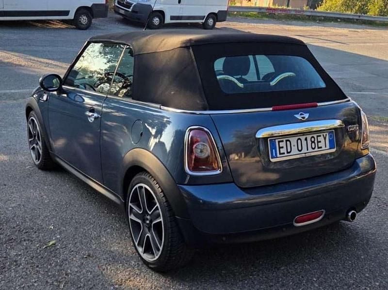 Usata Mini Cooper Cabriolet 120 CV (88 kW) 2010 Blu/azzurro Cabrio