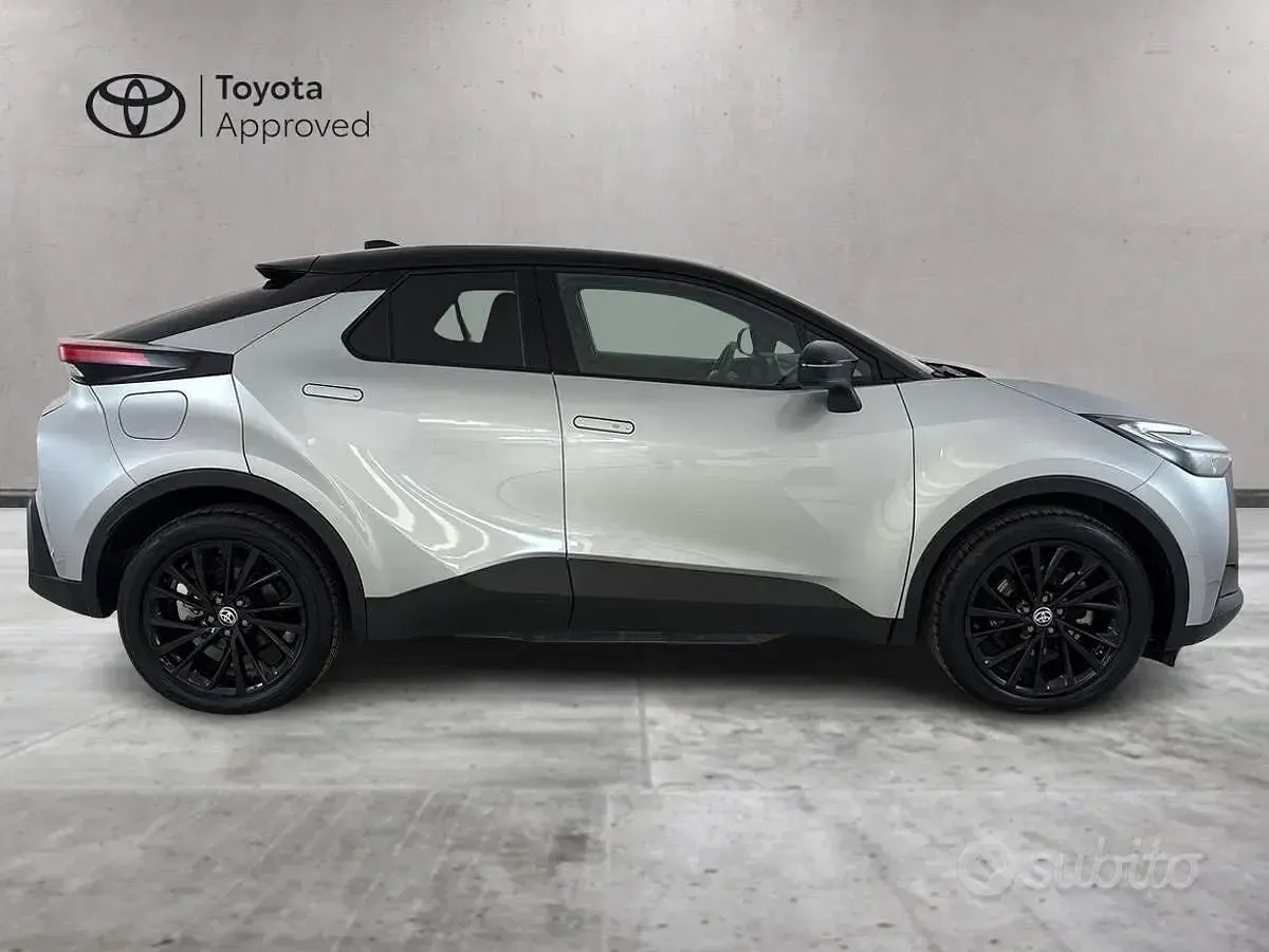 Usata Toyota C-HR Sport 223 CV (164 kW) 2025 Grigio SUV