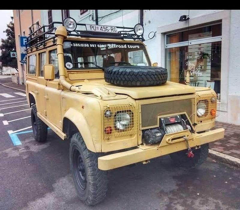 Usata Land Rover Defender 113 CV (83 kW) 1995 Station wagon