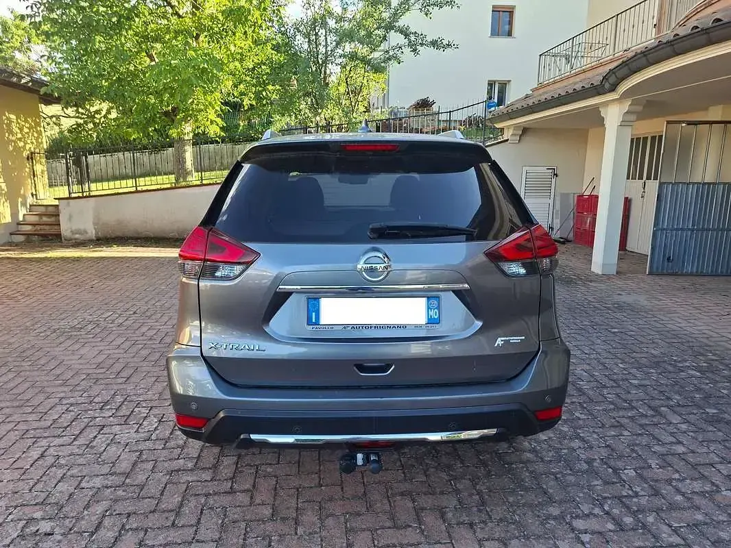 Usata Nissan X-Trail N-Connecta 177 CV (130 kW) 2019 Grigio SUV