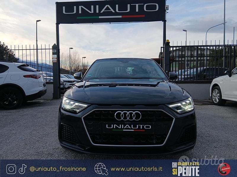 Grigio Usata 2020 Audi A1 Admired Berlina | 18.900 € (Buon prezzo) - Immagine 1/4