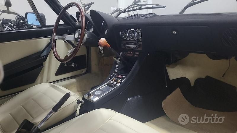 Usata Alfa Romeo 2000 1970 Nero Cabrio