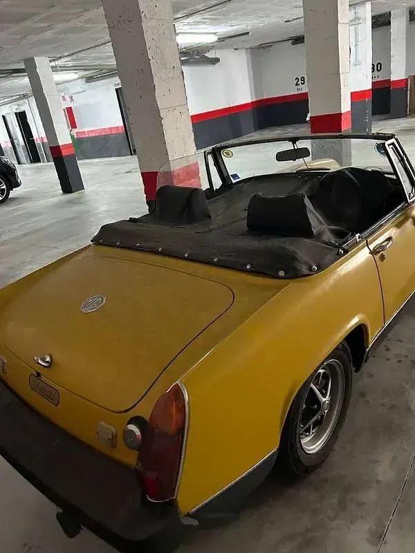 Usata MG Midget 63 CV (46 kW) 1978 Giallo Cabrio