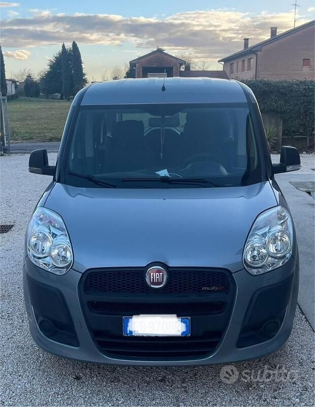 Usata 2010 Fiat Doblò Emotion Monovolume | 3850 € (Super prezzo) - Immagine 1/4