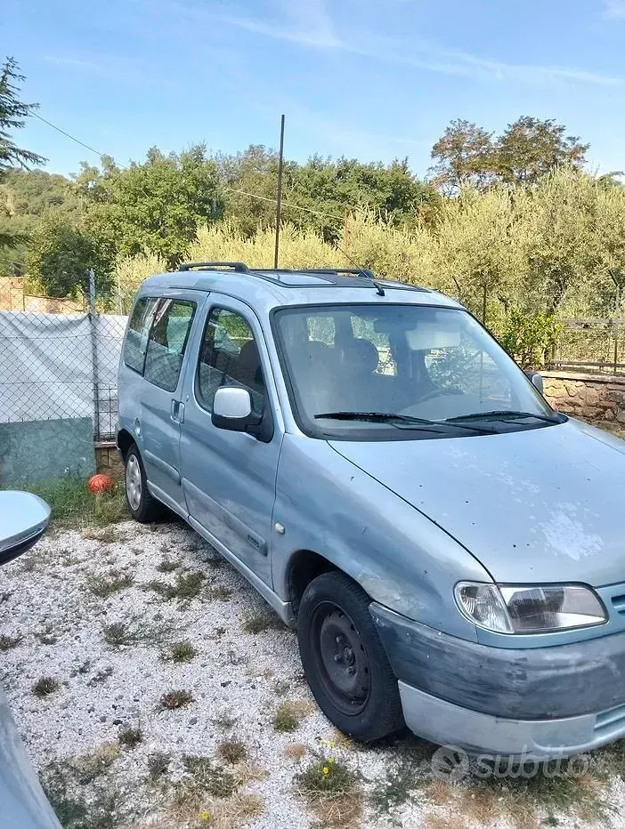 Usata Citroën Berlingo 75 CV (55 kW) 2001 Bluazzurro Monovolume
