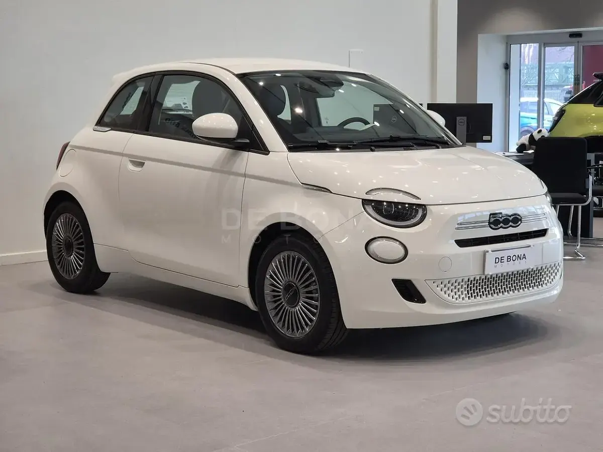 Nuova Fiat 500 65 CV (47 kW) 2026 Bianco Berlina
