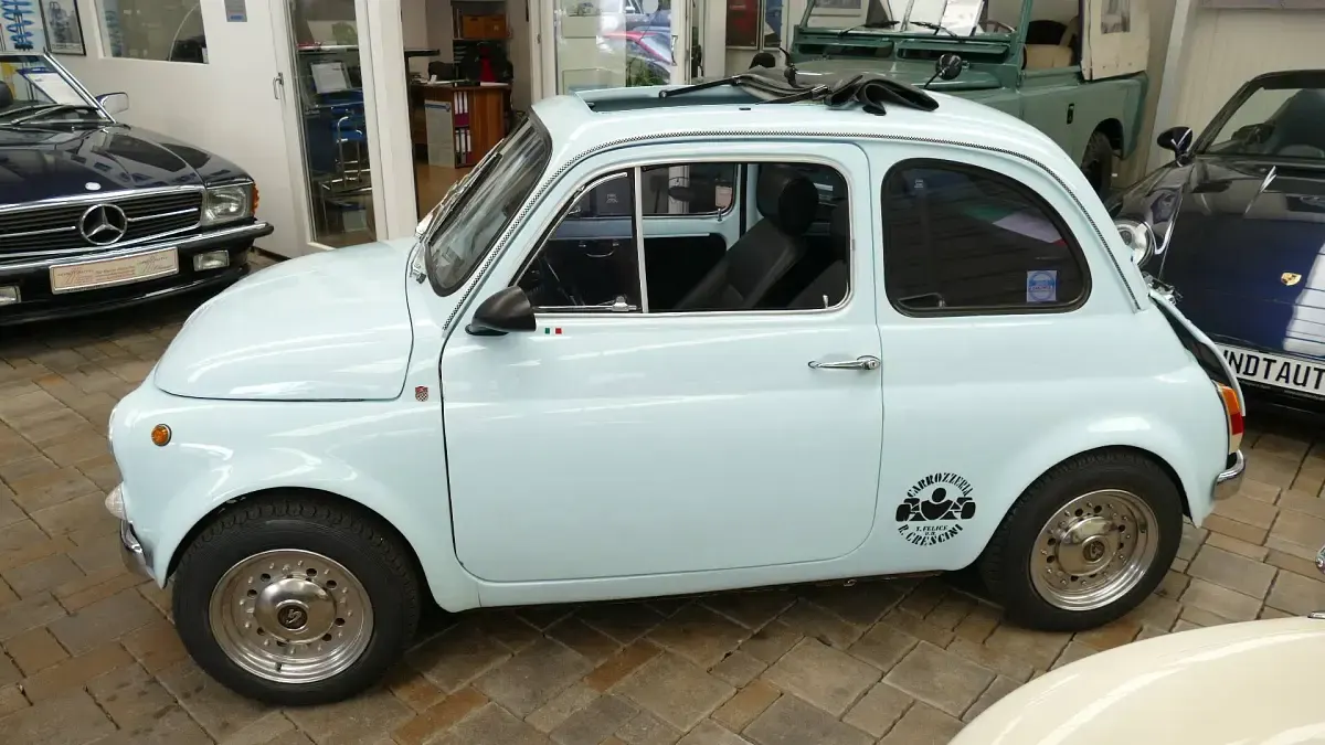 Usata Fiat 500 18 CV (13 kW) 1973 Blu Utilitaria