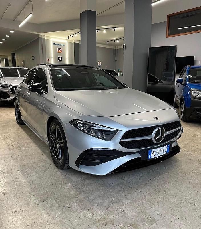 Usata Mercedes A200 Advanced Plus 116 CV (85 kW) 2023 Grigio Berlina