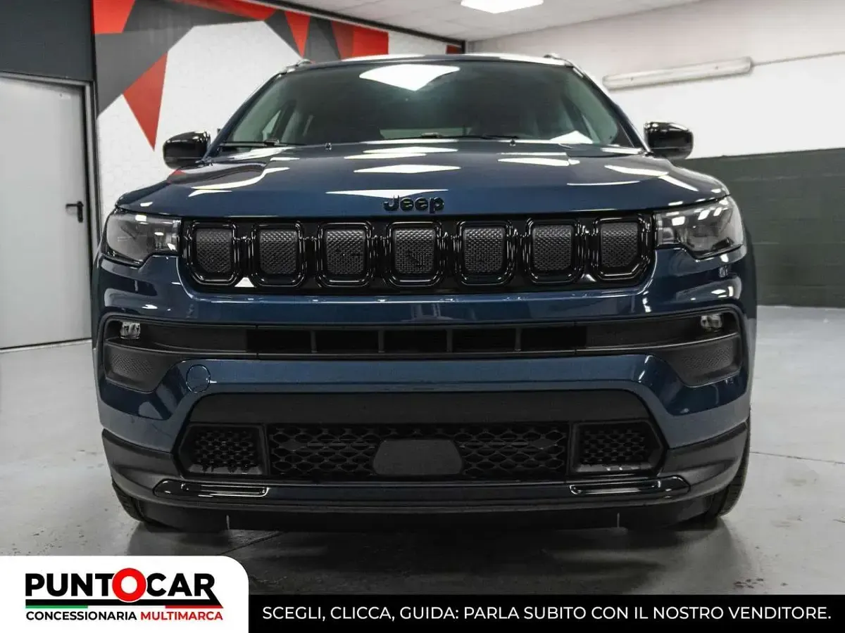 Usata Jeep Compass Night Eagle 131 CV (96 kW) 2023 Blu/azzurro SUV