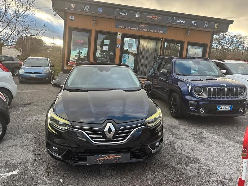 Nero Usata 2018 Renault Mégane IV Bose Edition Berlina | 10.990 € (Buon prezzo) - Immagine 1/4