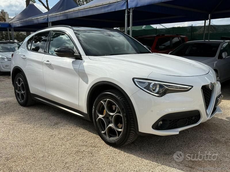 Usata Alfa Romeo Stelvio 210 CV (154 kW) 2019 Bianco SUV