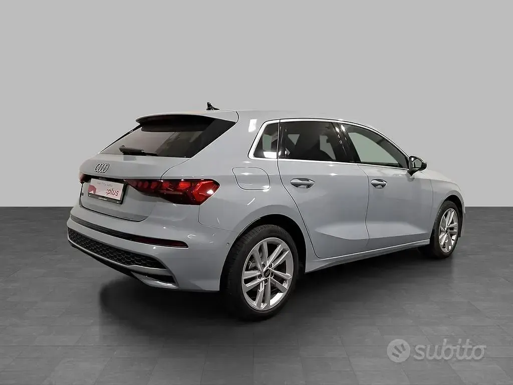 Usata Audi A3 Advanced 150 CV (110 kW) 2025 Grigio freccia perla Berlina