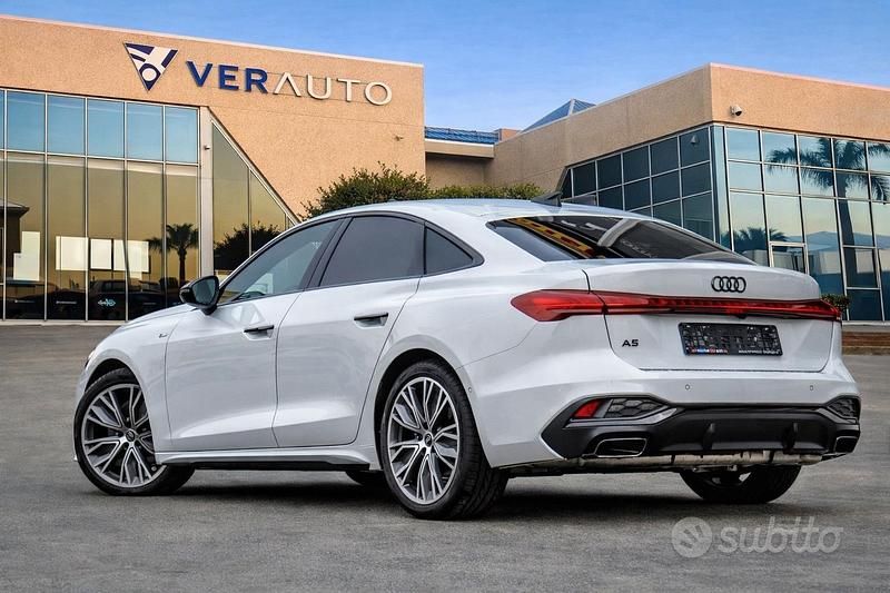 Nuova Audi A5 S-Line 204 CV (150 kW) 2025 Bianco Berlina