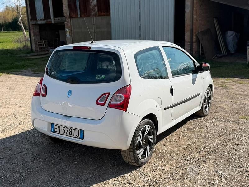 Usata Renault Twingo 75 CV (55 kW) 2012 Bianco Utilitaria