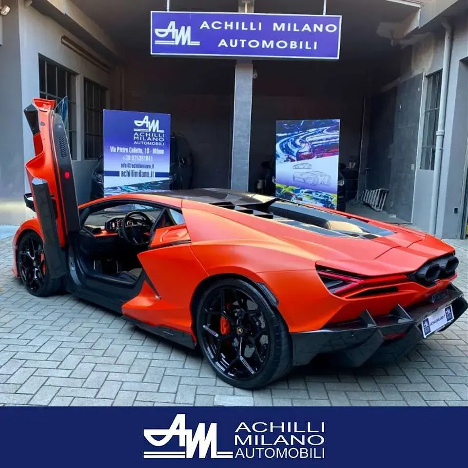 Usata Lamborghini Revuelto 825 CV (606 kW) 2024 Xanto orange mat Coupé