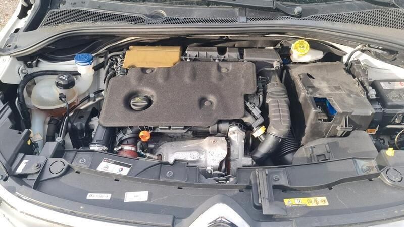 Usata Citroën C3 Shine 102 CV (75 kW) 2021 Bianco Utilitaria