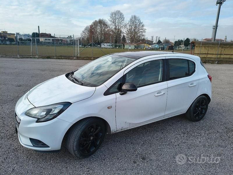 Usata Opel Corsa 90 CV (66 kW) 2016 Bianco Utilitaria