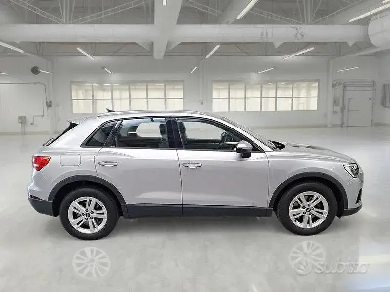 Usata Audi Q3 Business 150 CV (110 kW) 2021 Grigio SUV