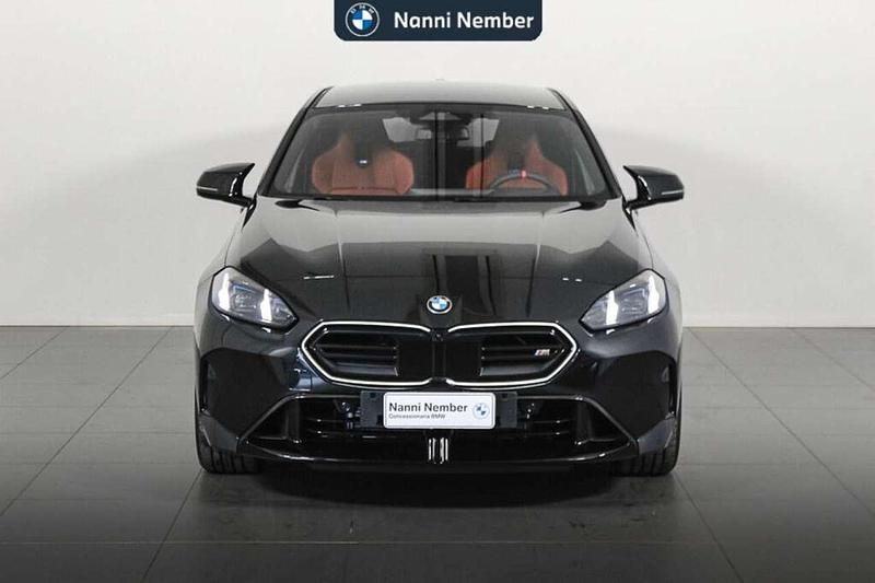Nuova BMW M5 M Sport 300 CV (220 kW) 2026 Black sapphire metallizzato Berlina