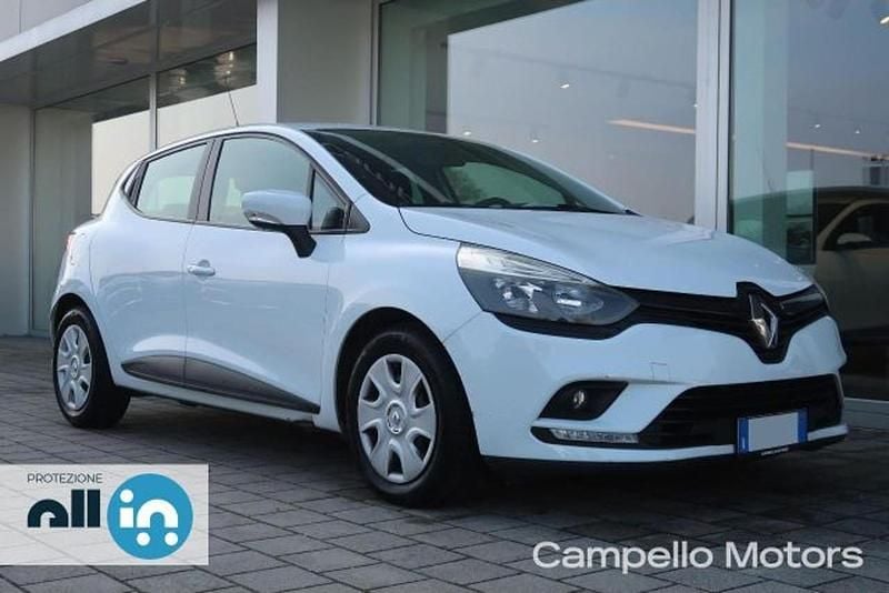 Bianco Usata 2016 Renault Clio IV Life Due volumi | 7900 € (Buon prezzo) - Immagine 1/4