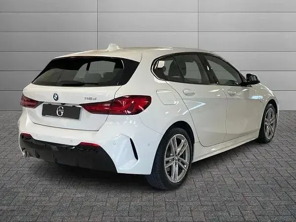 Usata BMW 116 M Sport 116 CV (85 kW) 2024 Bianco Utilitaria