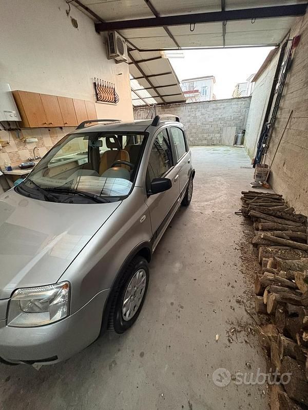 Usata Fiat Panda 4x4 2004 Grigio Utilitaria