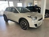 Usata Fiat 600 La Prima 110 CV (80 kW) 2025 Beige SUV