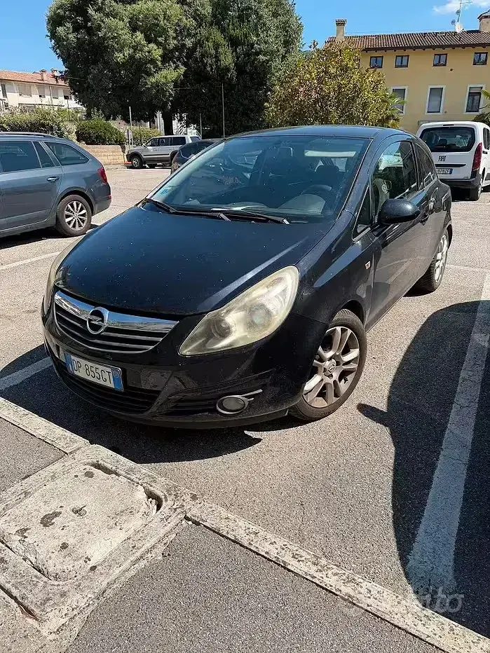 Usata Opel Corsa 120 CV (88 kW) 2008 Nero Utilitaria