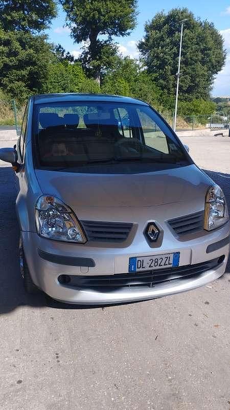Usata Renault Modus Dynamique 86 CV (63 kW) 2007 Monovolume