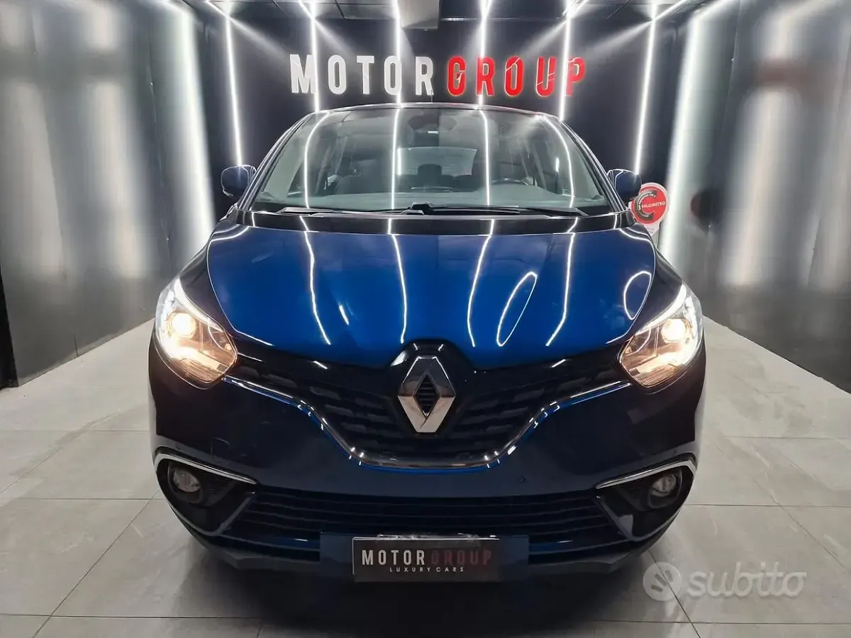 Usata Renault Scénic IV 110 CV (80 kW) 2018 Blu Monovolume