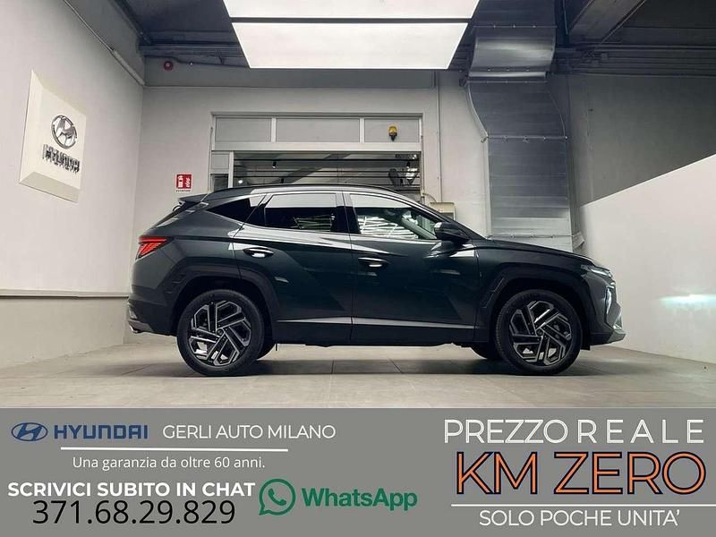 Nuova Hyundai Tucson 215 CV (158 kW) 2025 Cypress green pearl SUV