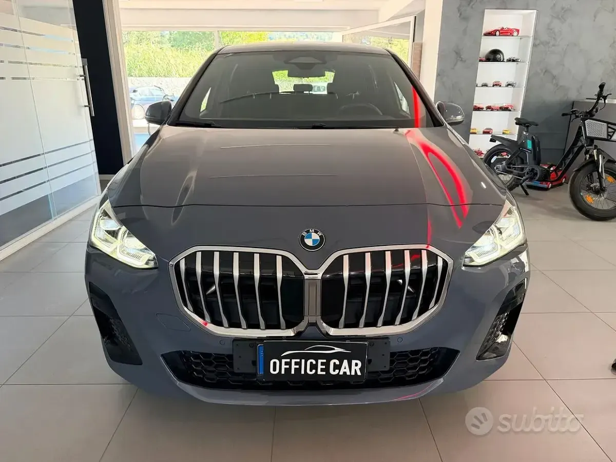 Usata BMW 218 Active Tourer M Sport 150 CV (110 kW) 2025 Grigio Monovolume