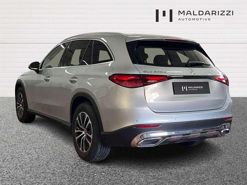 Usata Mercedes GLC220 Advanced 197 CV (144 kW) 2025 Argento SUV