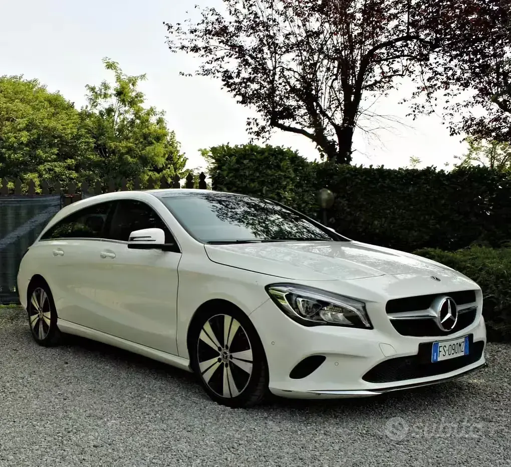 Usata Mercedes CLA200 Business 156 CV (114 kW) 2016 Bianco Coupé