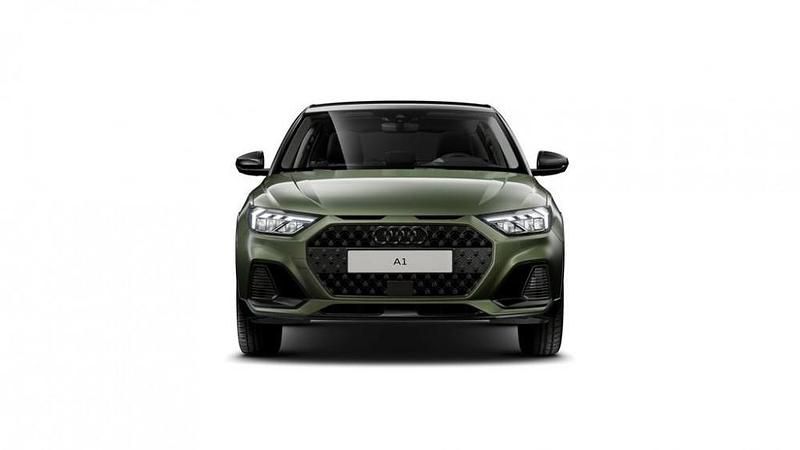 Nuova Audi A1 116 CV (85 kW) 2026 Verde distretto metallizzato nero mito m SUV