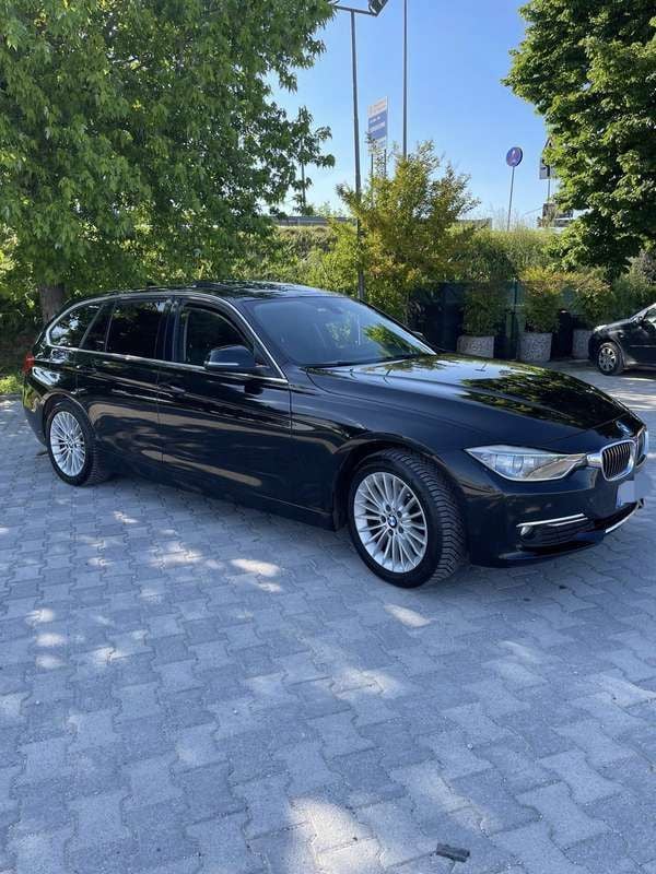 Usata BMW 320 184 CV (135 kW) 2013 Nero Station wagon