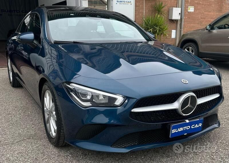 Usata Mercedes CLA200 150 CV (110 kW) 2021 Blu Berlina