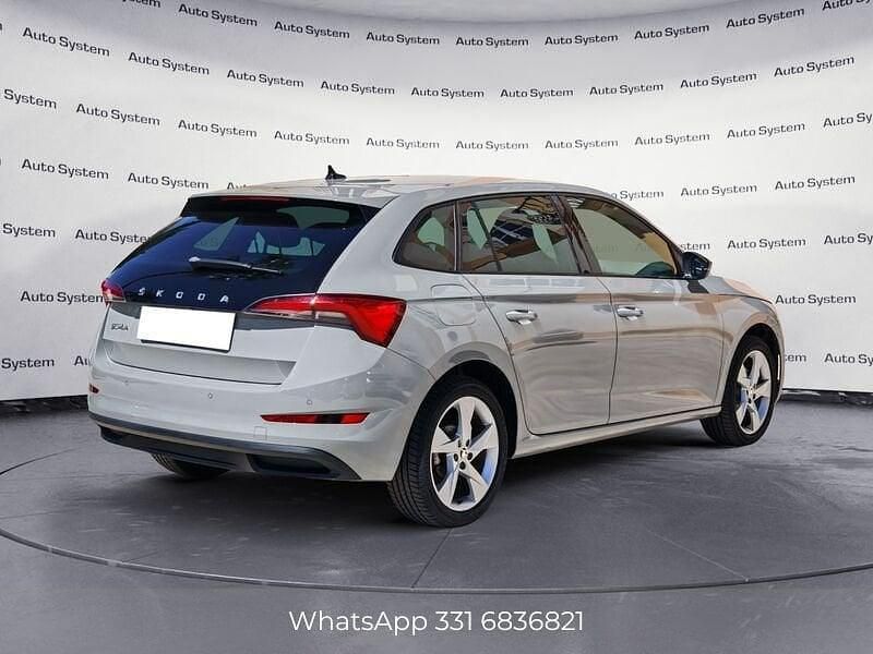 Usata Skoda Scala Ambition 110 CV (80 kW) 2021 Grigio acciaio Utilitaria