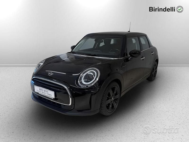Midnight black metallizzato Usata 2021 Mini Cooper Classic Utilitaria | 20.500 € (Buon prezzo) - Immagine 1/3