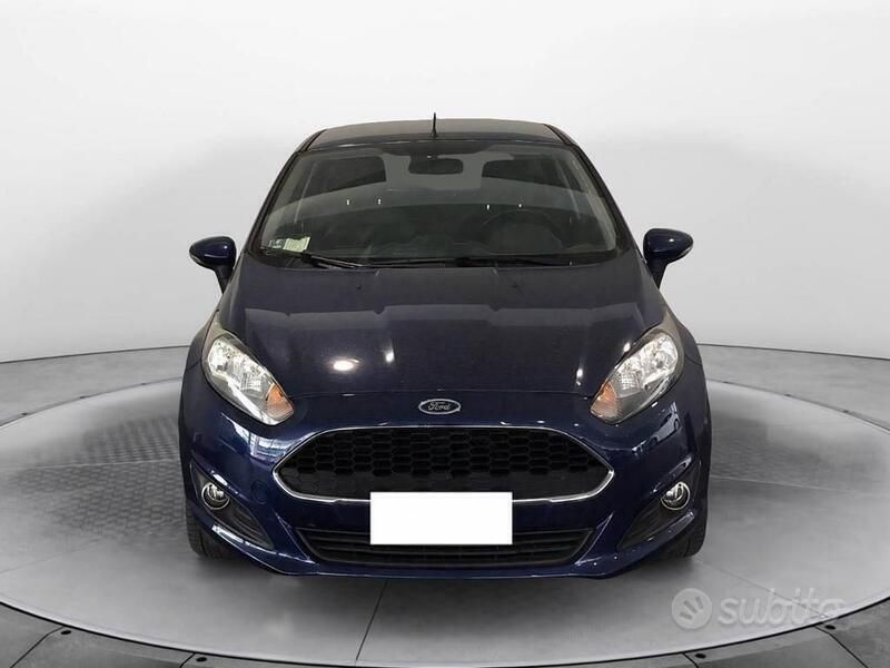 Usata Ford Fiesta 95 CV (69 kW) 2016 Blu Utilitaria