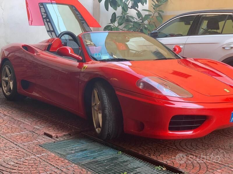 Rosso Usata 2001 Ferrari 360 Cabrio | 110.000 € (Cara) - Immagine 1/4